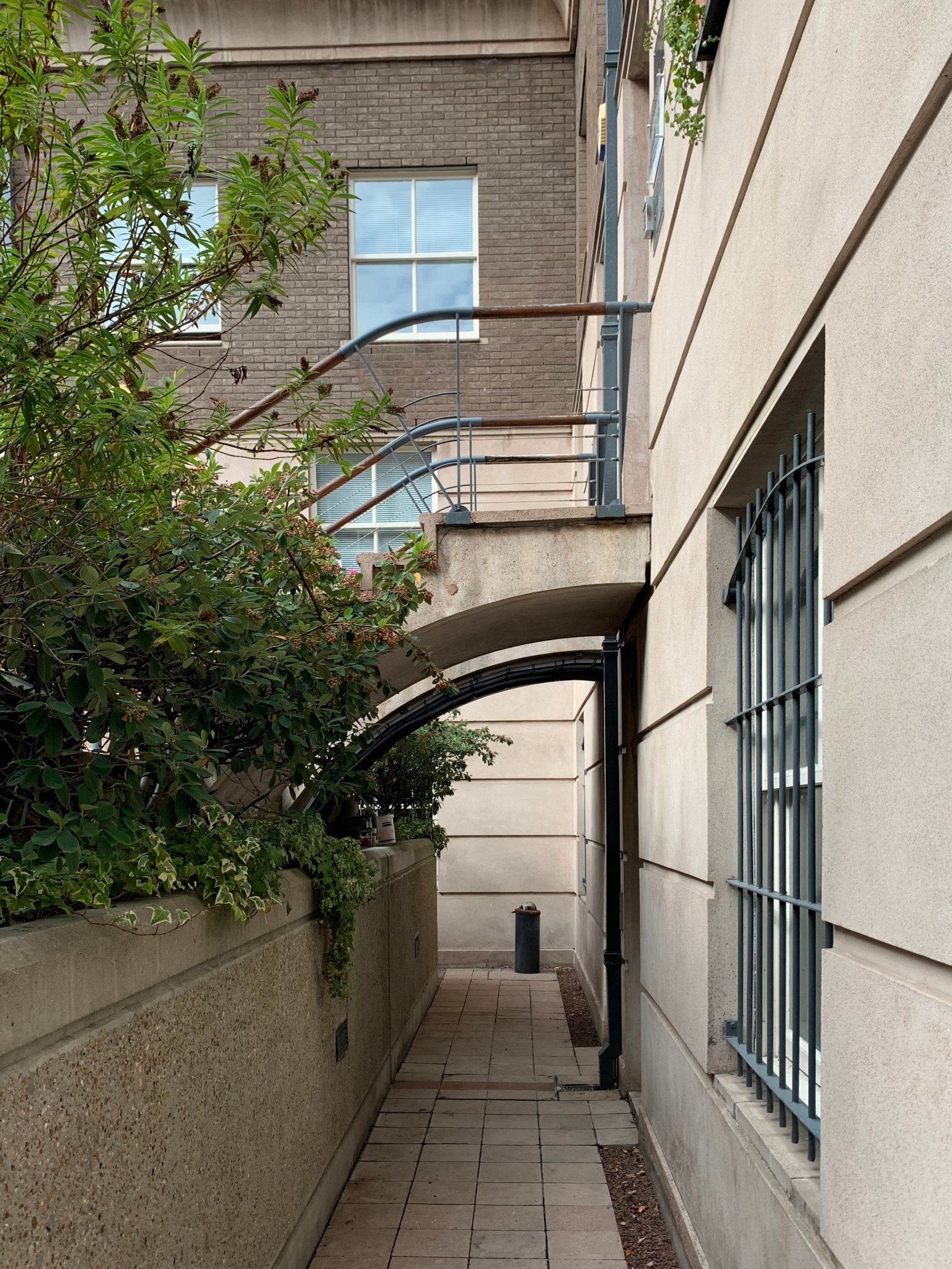 Coldbath Square Farringdon — image 5